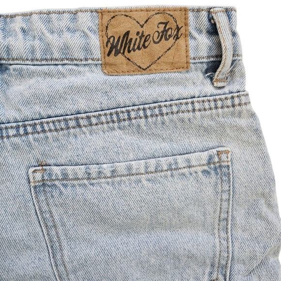 White Fox Distressed Denim Shorts - Picture 4 of 4